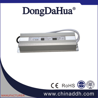 motorista impermeável estável 100W do diodo emissor de luz da C.C. 8.5A 12V, fonte de alimentação do diodo emissor de luz IP68 com de baixo nível de ruído