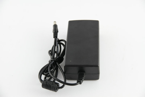 C.A. preta de 60W 60Hz 12 ao volt IP54 do adaptador 12 do poder do volt com interruptor estável