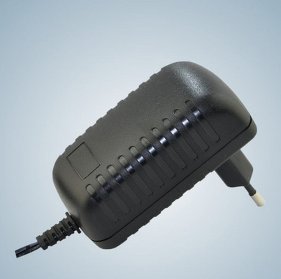 Adaptador universal preto fixado na parede, KSAS015 série KTEC da alimentação CA 15Watt