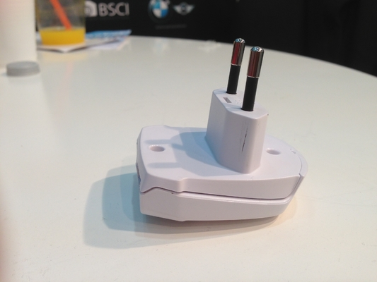 2.1A brancos Dual a tomada do Eu do carregador do adaptador da alimentação CA do carregador da parede do Usb, 100 - 240v