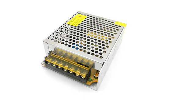 Curto-circuito da fonte de alimentação DC12V do modo do interruptor da resistência de impacto para câmeras do CCTV