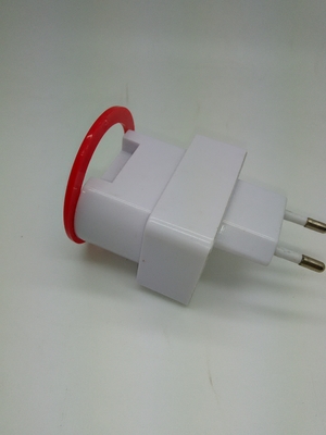 Carregador portátil do curso da tomada 2000mA da UE universal para IPhone 4g/4s