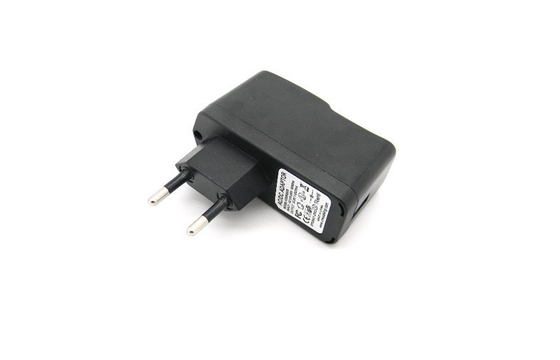 Carregador universal do curso de AC100-240V USB