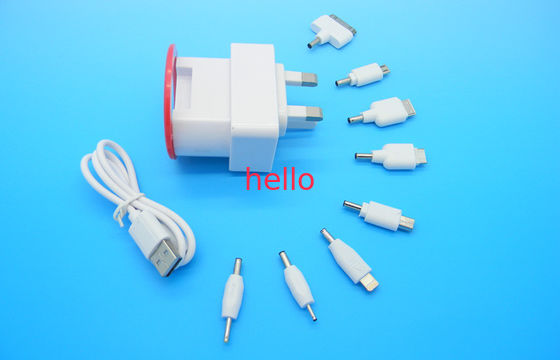 Carregador universal do curso de USB da tomada BRITÂNICA