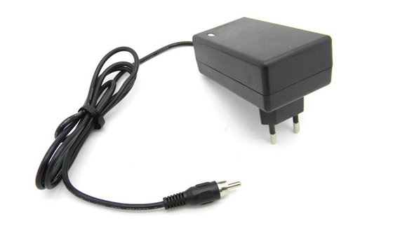 100-240VAC entrou o adaptador RCA Jack do poder da Parede-montagem da tomada 16V 2A da UE para Santral