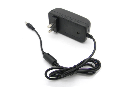 a C.A. 110V entrou o UL do adaptador 12V 3A do poder de Wallmount AC/DC da tomada dos E.U. certificado