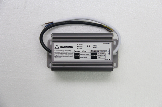A C.A. da compatibilidade electrónica 250V a fonte de alimentação constante 1500mA do diodo emissor de luz da corrente de 54 watts para o diodo emissor de luz interno ilumina-se