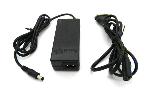 curto-circuito da fonte de alimentação de DC Do Desktop de 18Volt 45W para a tomada da UE da luz do diodo emissor de luz