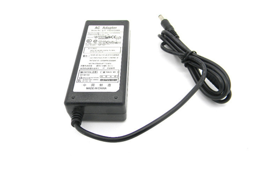 adaptador do poder do interruptor do Desktop de 24V 3A para a eletrônica/o carregador máquina da impressora