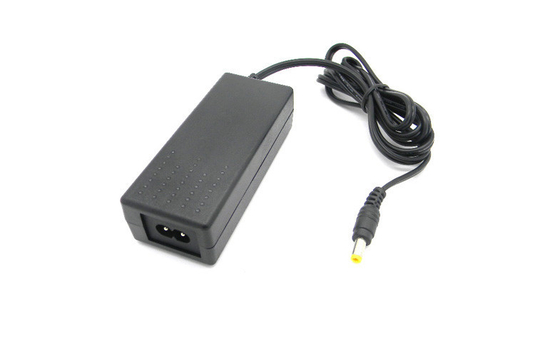 O adaptador 36W da alimentação externa do Desktop para a luz do diodo emissor de luz, FCC peça 15B