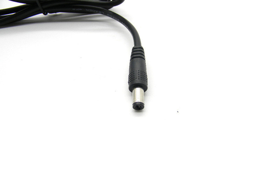 Sobre a C.A. da tensão à tomada BRITÂNICA do Desktop 36W 12V do adaptador da alimentação de DC Para a tevê do LCD
