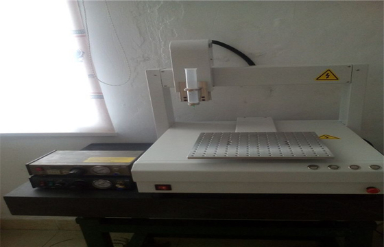 Sistemas distribuidores do robô do adesivo da cola Epoxy do Desktop com o Ce alistado