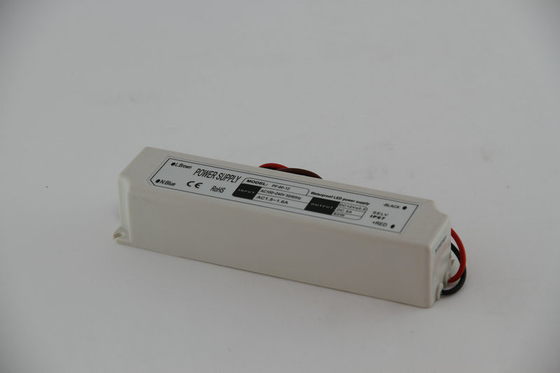 Diodo emissor de luz que ilumina 60 C.C. constante do motorista IP67 24V do diodo emissor de luz da tensão do watt, confiança alta
