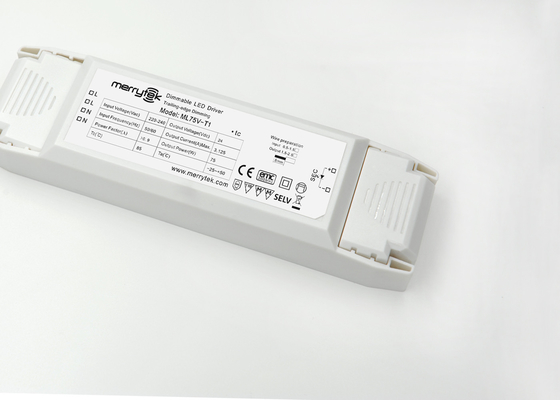 Borda de arrasto constante IP20 do motorista do diodo emissor de luz de Dimmable da tensão de um Traic de 75 watts