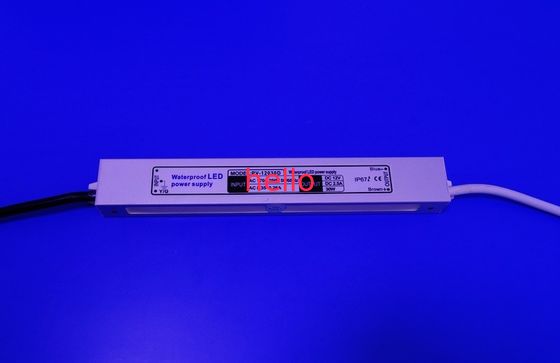 A tensão constante da C.C. 12v de Rohs conduziu o motorista 30w para a tira conduzida, luz da arruela da parede