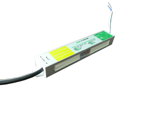 O motorista impermeável IP67 36W LVD do diodo emissor de luz de DC12V 3A certificou para a luz do diodo emissor de luz