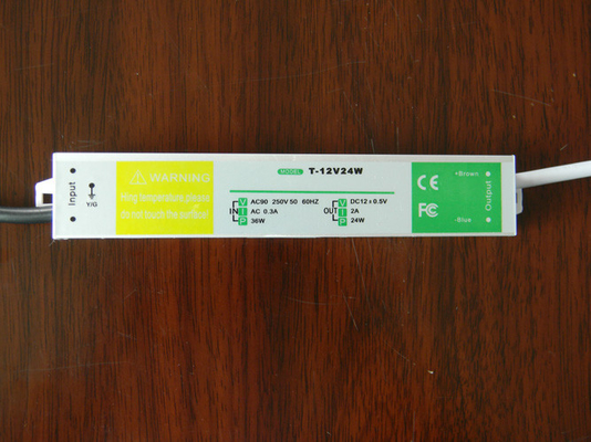 O motorista impermeável IP67 36W LVD do diodo emissor de luz de DC12V 3A certificou para a luz do diodo emissor de luz