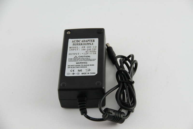 C.A. preta de 60W 60Hz 12 ao volt IP54 do adaptador 12 do poder do volt com interruptor estável