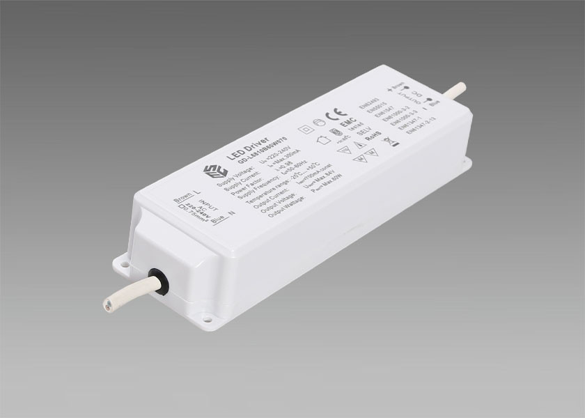 Motorista constante 60W do diodo emissor de luz da corrente IP44 - 110W proteção de superaquecimento SEC-N-QD100